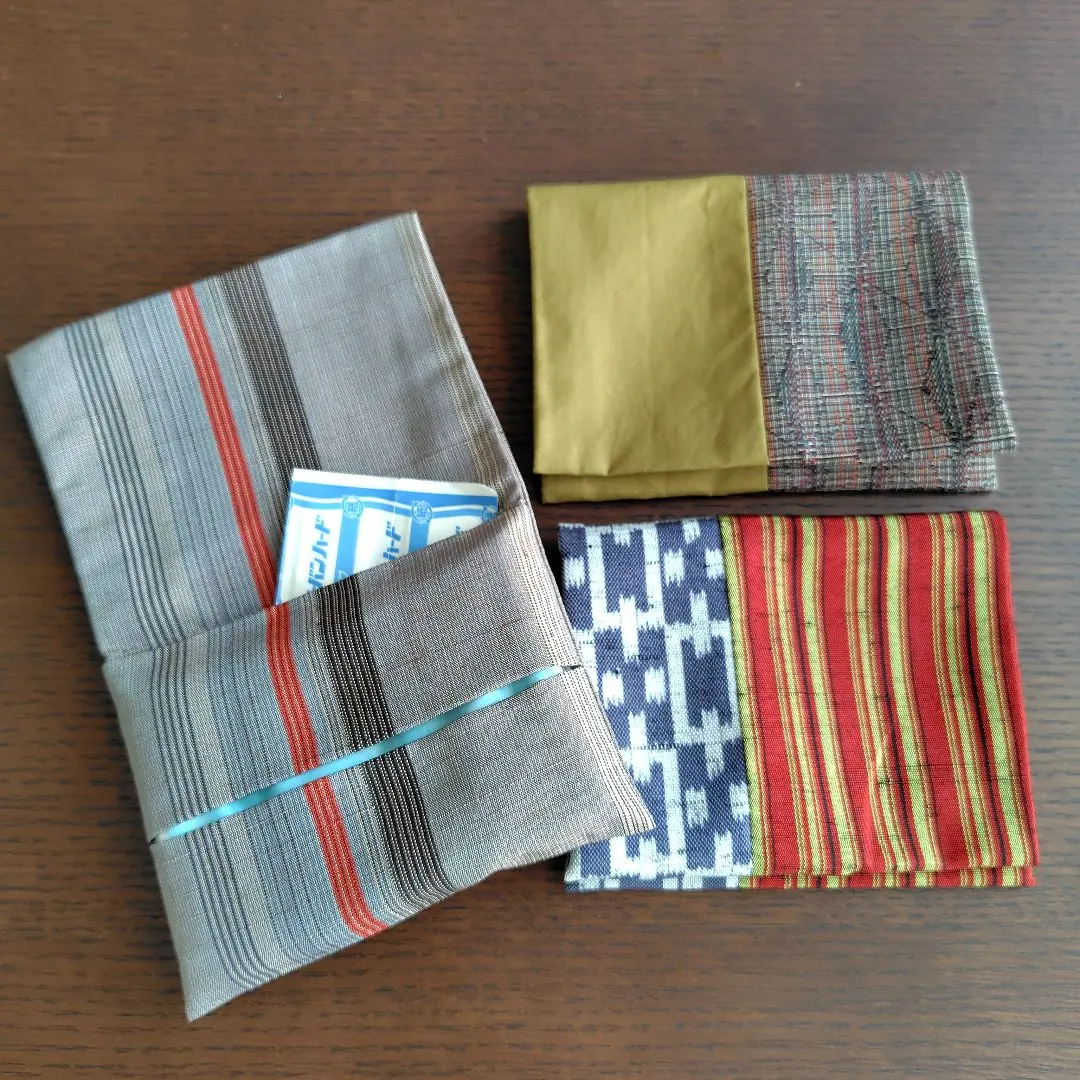 Thumbnail of (Final Price Reduction) Set of 3 Pocket Tissue Cases with Lids (for standard size pocket tissues)