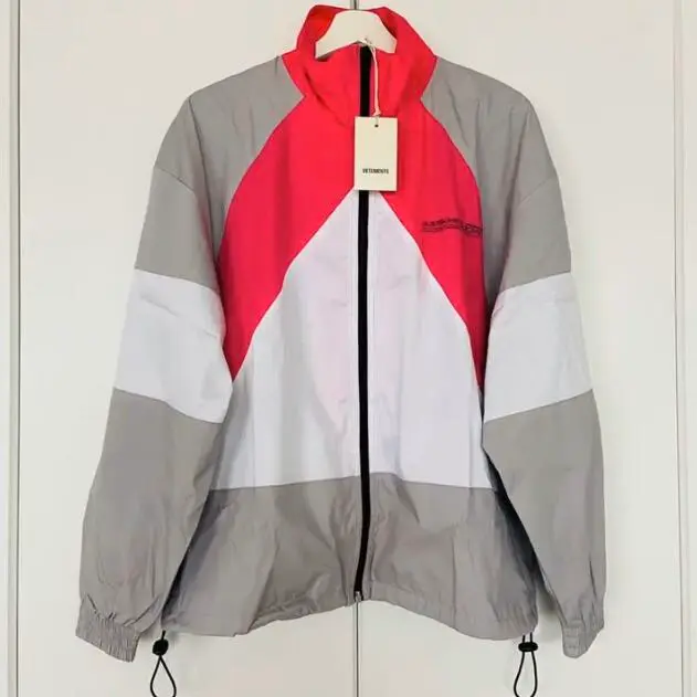 vetements ナイロンコート 46685-d2_75f3f644-457a-493b-