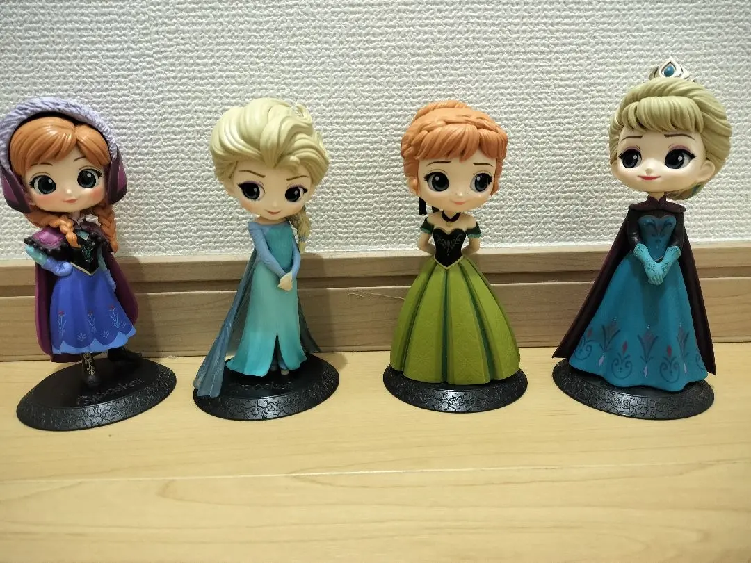アナ　キューポスケット2種セット 2025年最新】qposket アナ雪2の人気アイテム - メルカリ