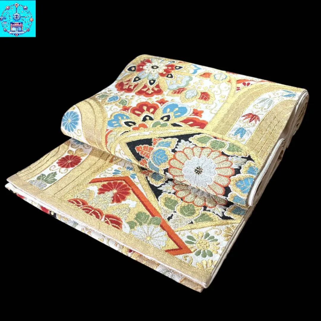 Thumbnail of Excellent Condition: Six-panel Fukuro Obi with Auspicious Motifs, Gold and Silver Thread, for Furisode, Kuro-tomesode, Iro-tomesode, and Homongi Formal Wear