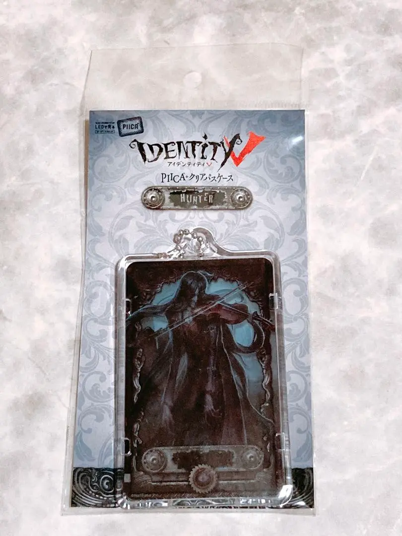 第五人格　identityV PIICA  クリアパスケース　庭師 ハピクロ！ 第五人格 PIICA＋クリアパスケース ハンター