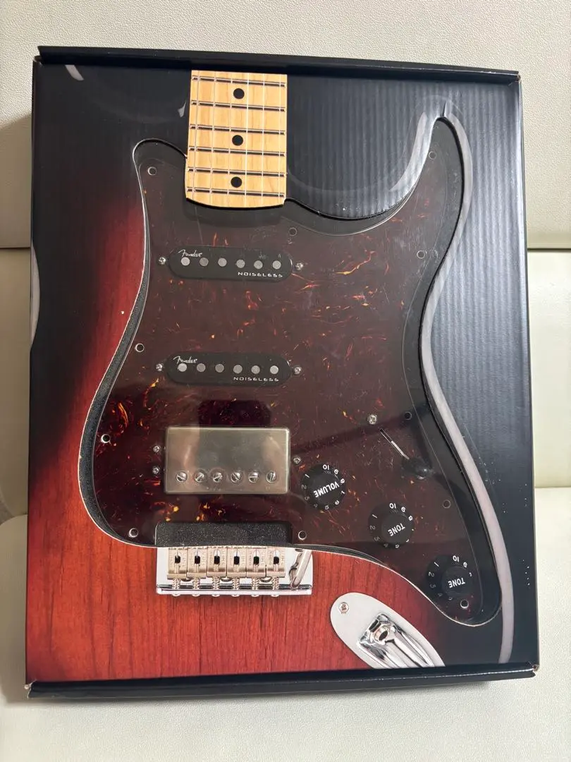 ストラトキャスター　Fenderビンテージノイズレス搭載 Amazon.co.jp: Fender フェンダー Vintage Noiseless
