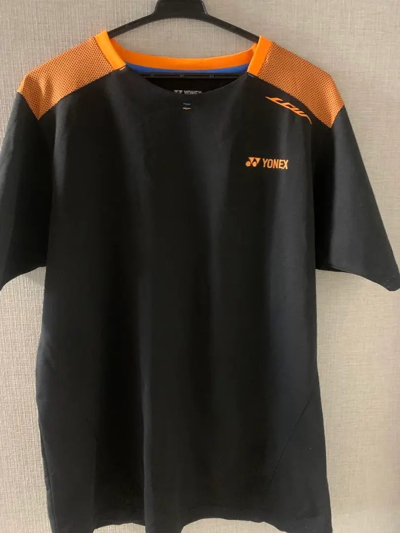YONEX バドミントン リーチョンウェイ　セットアップサイズL YONEX バドミントン リーチョンウェイ セットアップサイズL買う