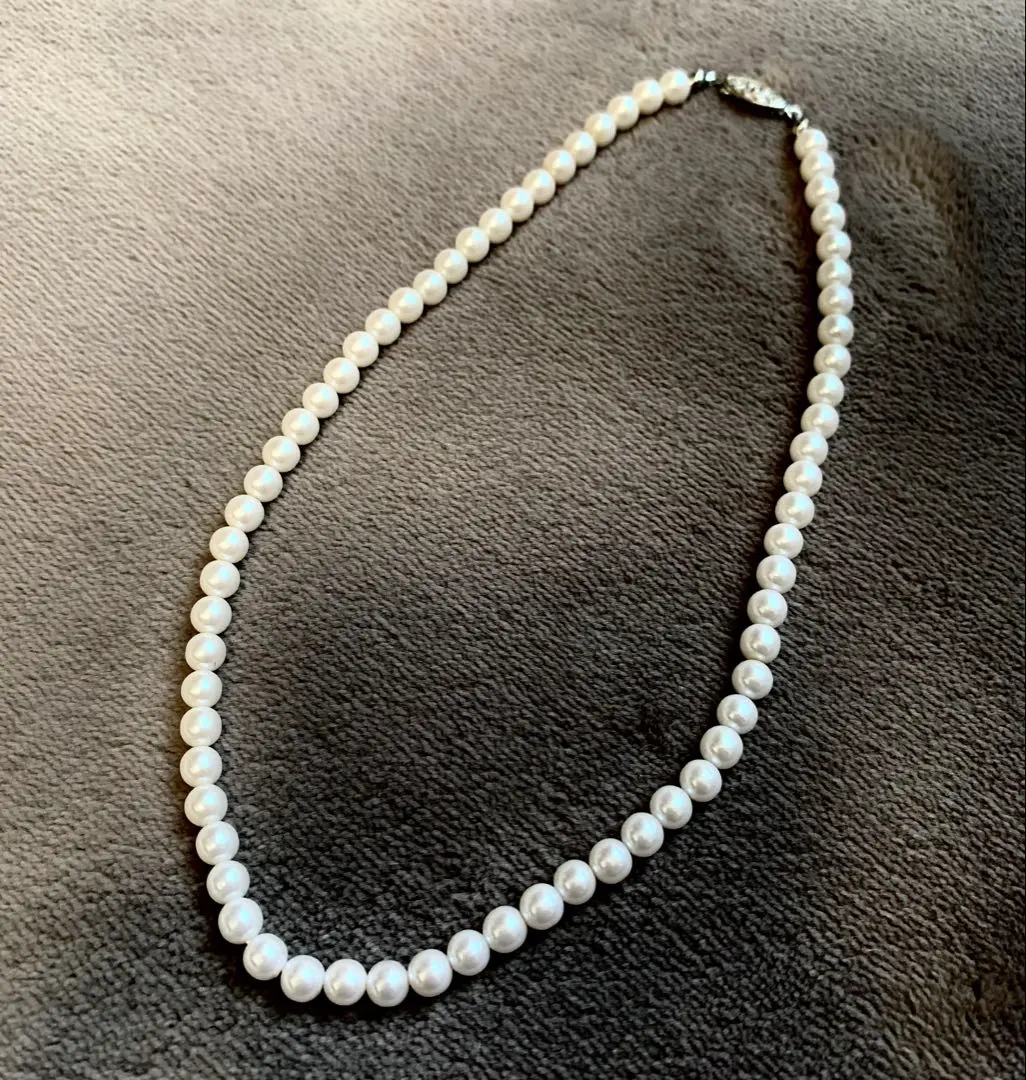 Thumbnail of Genuine Pearl Necklace Silver Chain Antique Beautiful Formal Simple ❶