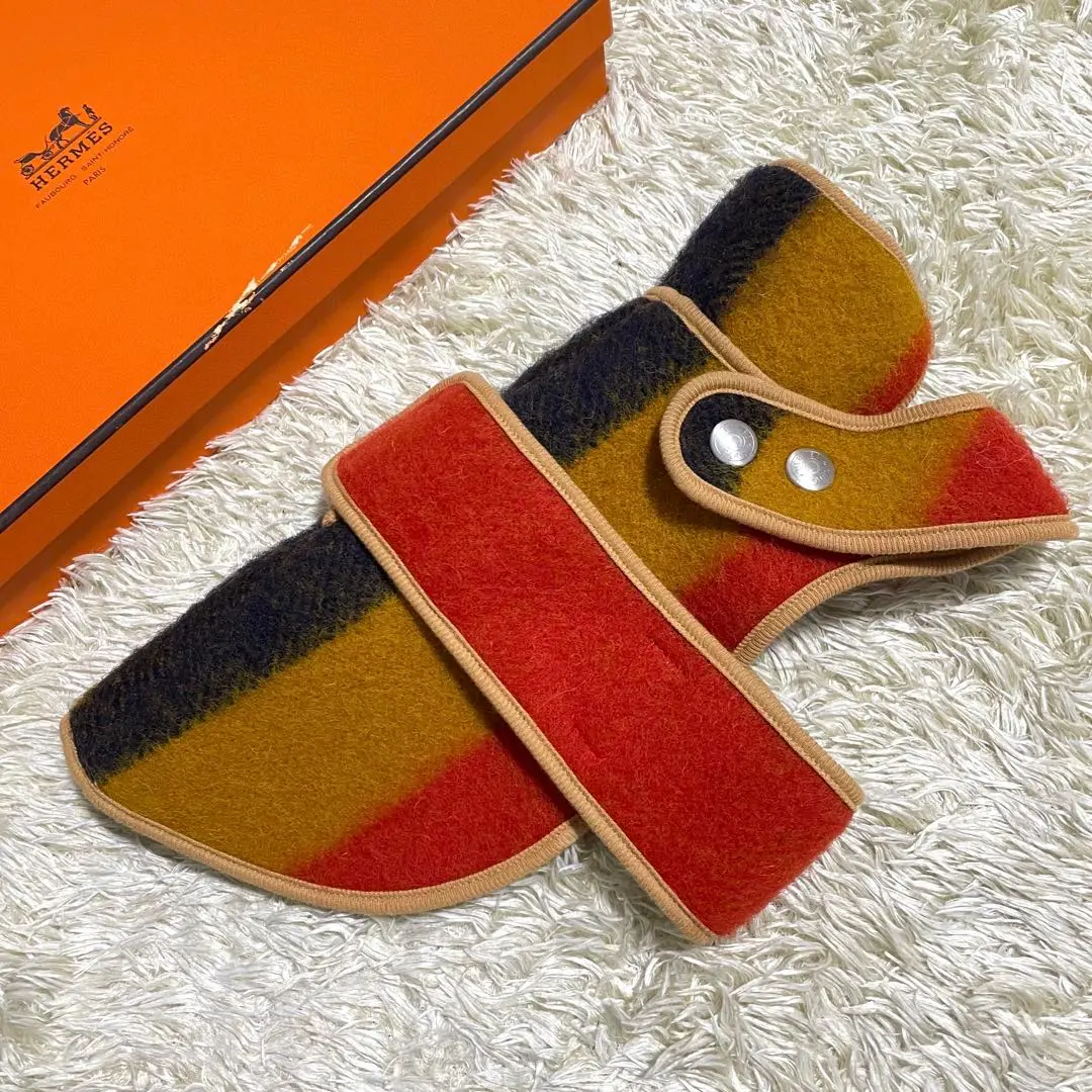 HERMES 犬用バンダナ エプロンドールXS
