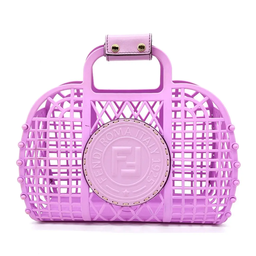 2025年最新】fendi カゴバッグの人気アイテム - メルカリ