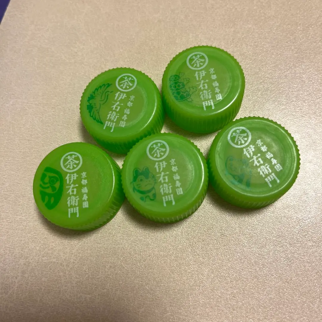 Thumbnail of Iemon Green Plastic Bottle Caps, Different Designs, Set of 5