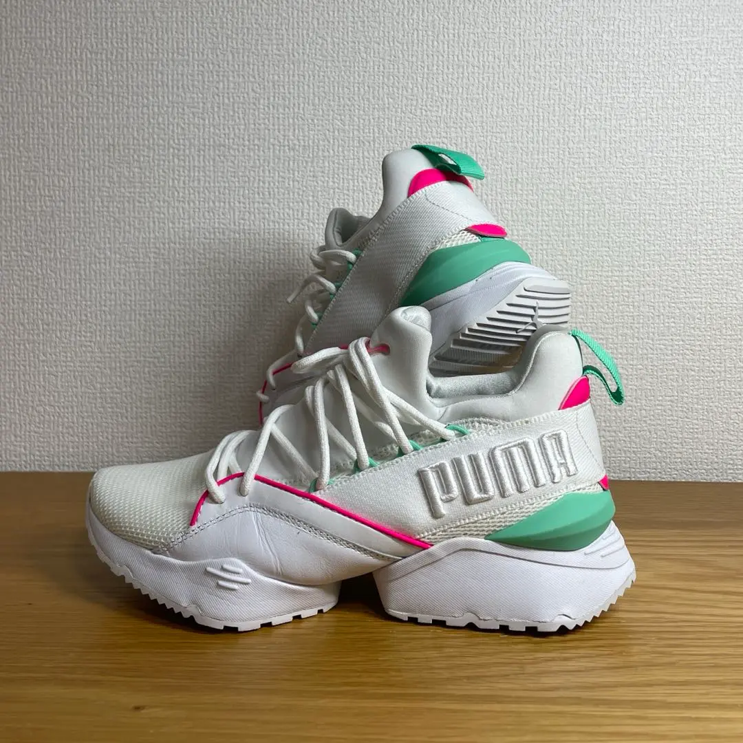 年末のプロモーション特価！ 2025年最新】プーマ puma ミューズの人気アイテム - メルカリ 靴