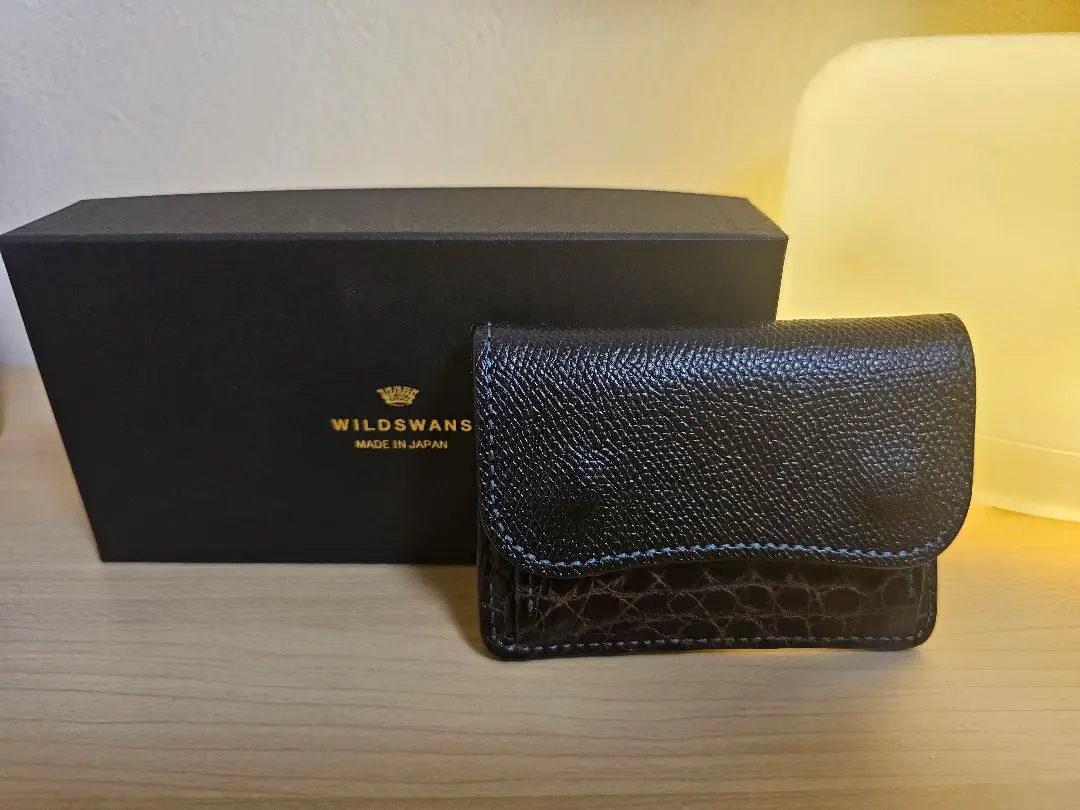 【美品】ワイルドスワンズ タング 小銭入れ ヌバック クロコダイル ブラック 黒 WILDSWANS 美品 ワイルドスワンズ 小銭入れ クロコ TONGUE