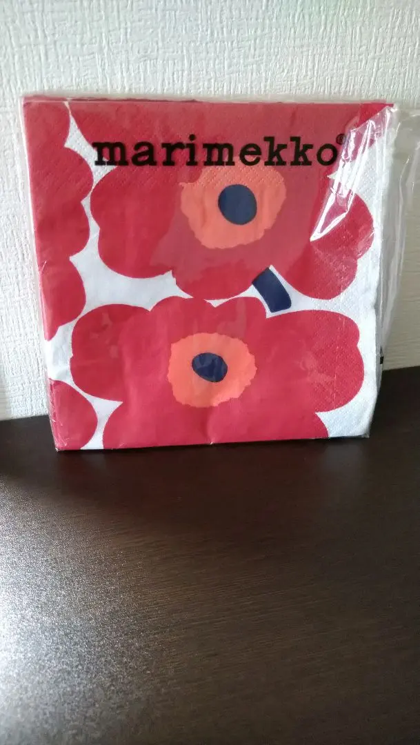 Thumbnail of Marimekko paper napkins, 17 sheets, 33x33cm