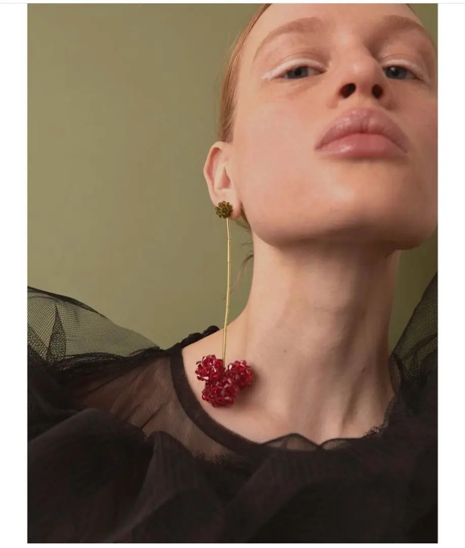 （箱無し）【HELENA THULIN/ヘレナチューリン】bigチェリーピアス 箱無し）【HELENA THULIN/ヘレナチューリン】bigチェリーピアス