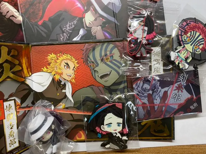 鬼滅之刃 鬼套組② 魘夢 無慘 累 屏風 坐姿隊6 滅！膠囊橡膠 的縮圖