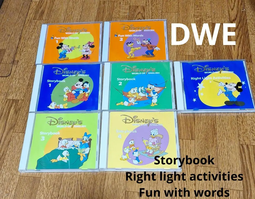 DWE Storybook 4冊＋CD 4枚 DWE Storybook 4冊＋CD 4枚 - メルカリ