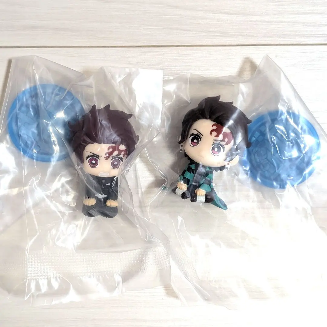 Thumbnail of Demon Slayer: Kimetsu no Yaiba Suwarase-tai Kamado Tanjiro 2-piece set