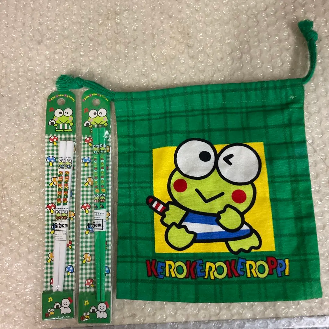 お値下げ‼️けろけろけろっぴ 湯のみ 箸 2個セット 昭和 平成 レトロ サンリオ - けろけろけろっぴ 湯のみ 箸 2個セット 昭和 平成
