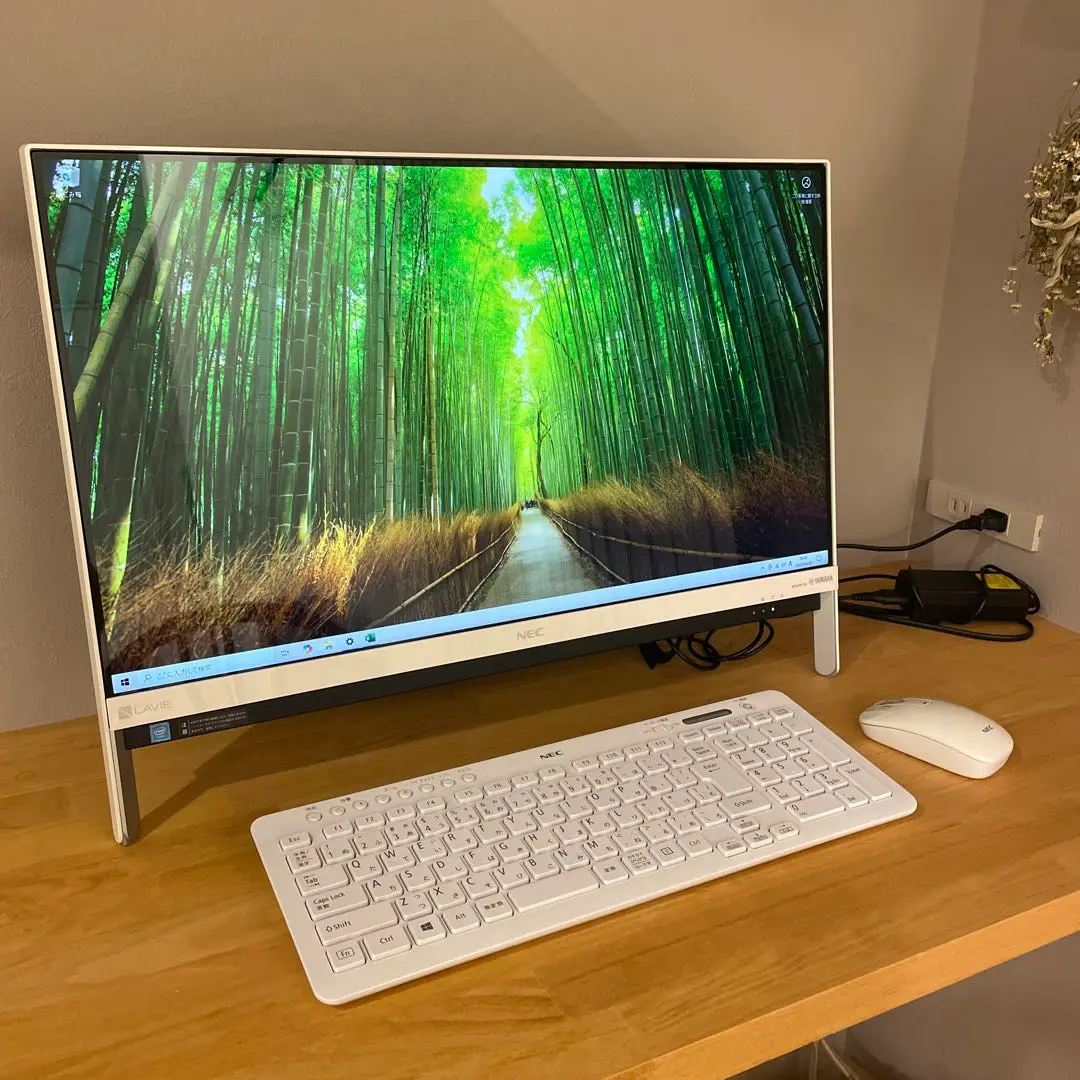 NEC デスクトップパソコンPC-DA350HAW 一体型 Amazon.co.jp: NEC PC-DA350HAW LAVIE Desk All-in-one