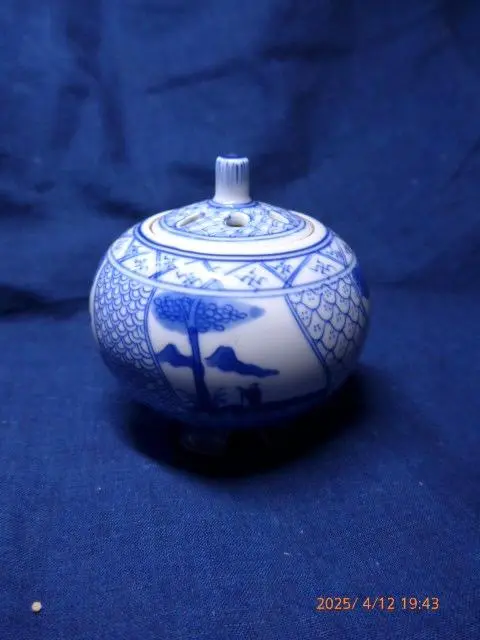 蓋物　香合　小物入れ　五良大甫呉祥瑞造　景徳鎮　上海 蓋物 香合 小物入れ 五良大甫呉祥瑞造 景徳鎮 上海 - メルカリ