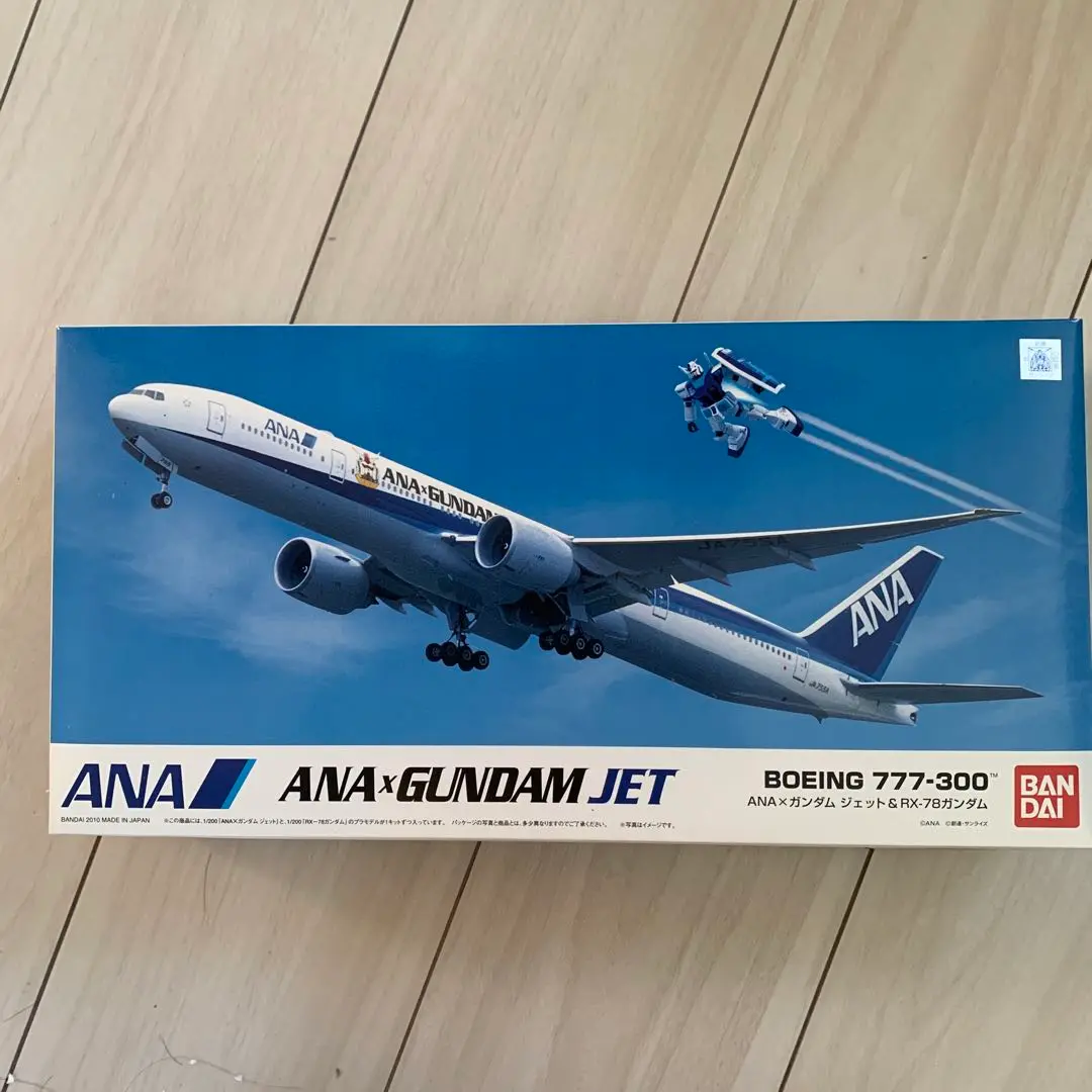 訳アリ新品 希少品 1/1000 B777-300 ANA ガンダムジェット ANA B777-300 ガンダムジェット 1:200 全日空商事 NH20035