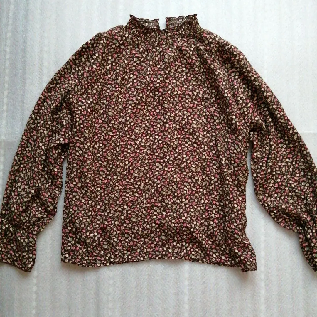 Thumbnail of Floral blouse, brown