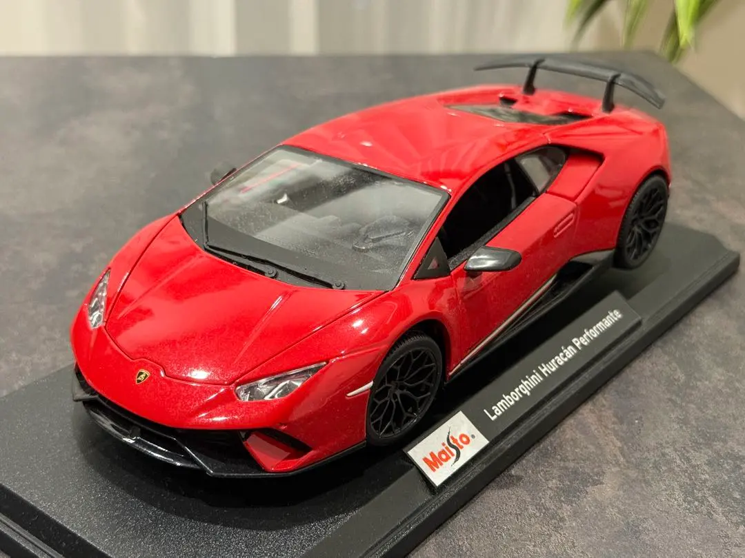 Thumbnail of Maisto Lamborghini Huracan, Red, 1/18