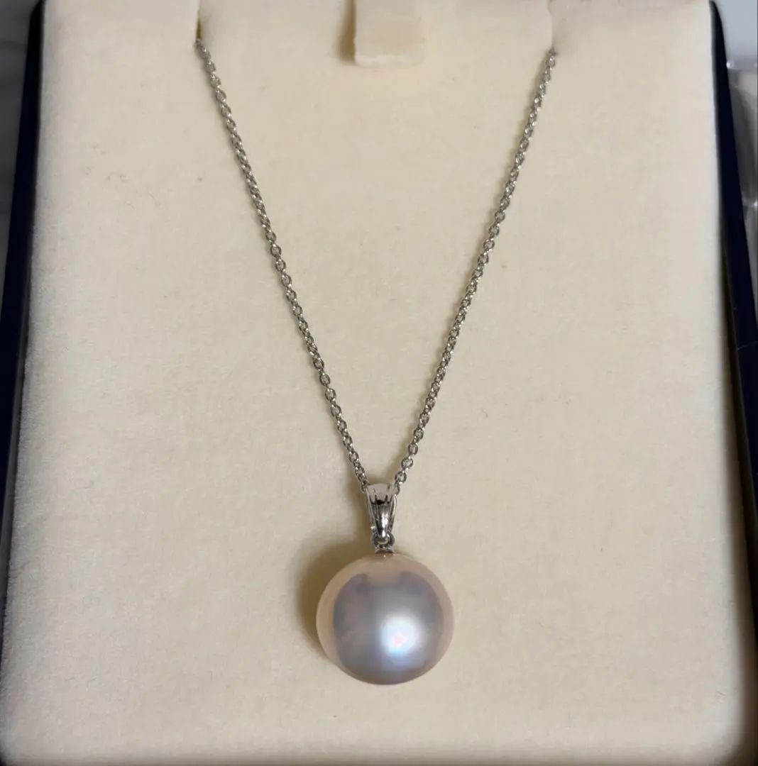 Thumbnail of TASAKI Mabe Pearl Necklace, silver 925, Excellent Condition