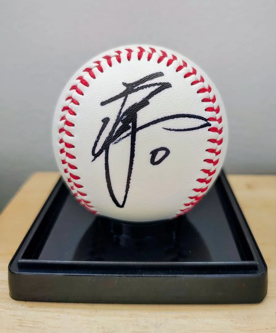 最新！超美品！増田陸選手直筆投入れサインボール 最新！超美品！増田陸選手直筆投入れサインボール 最新！超美品！