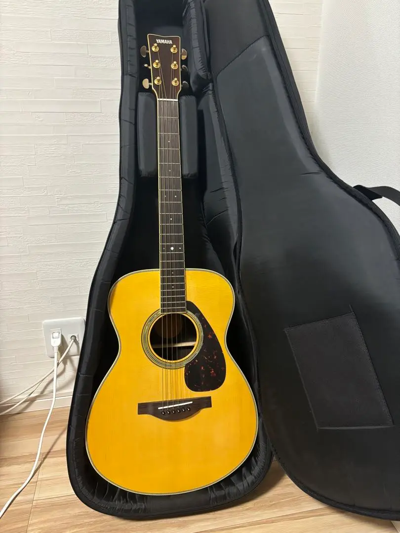 Yamaha LS6 ARE 山葉 木吉他 的縮圖