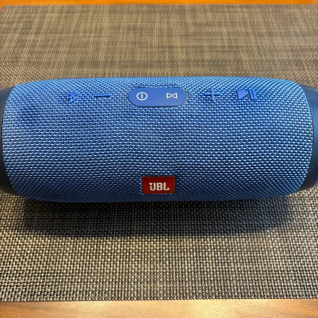 【中古美品】JBL CHARGE3 ブルー 2025年最新】jbl charge3 bluetoothスピーカー ipx7防水の人気