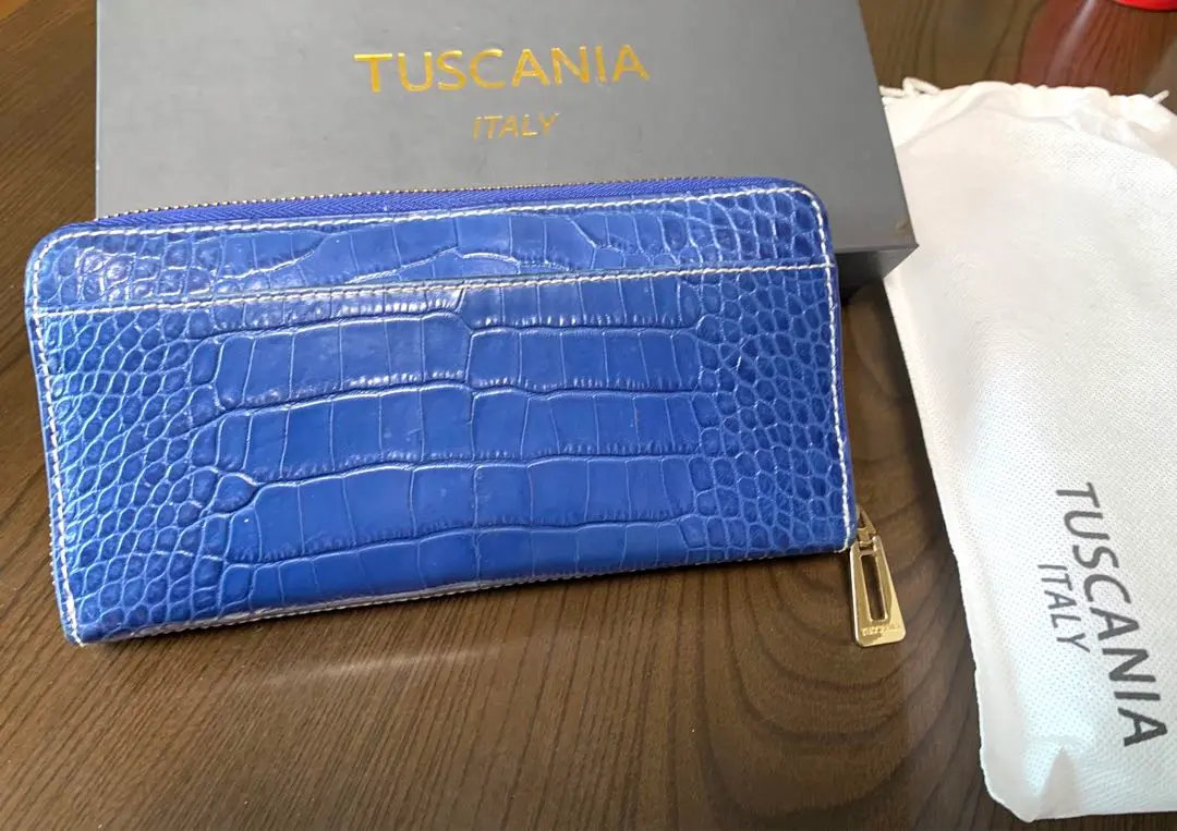 新品未使用】TUSCANIA トスカーニア クロコ型押しレザー 長財布
