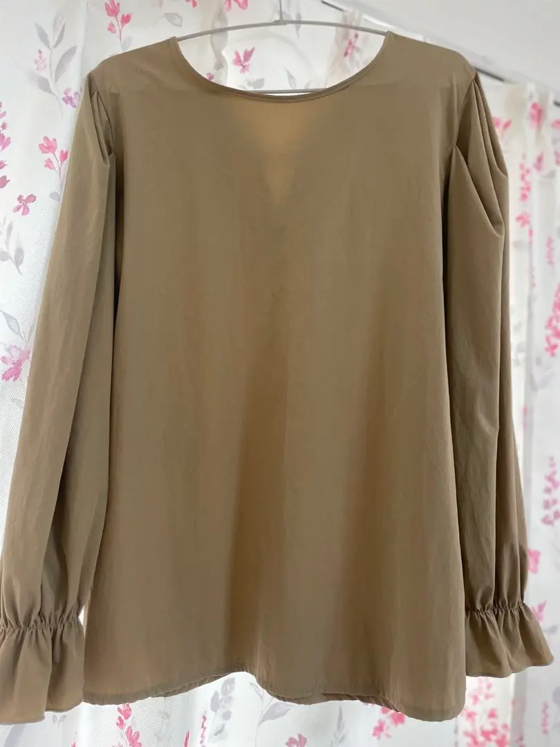 Thumbnail of rash guard