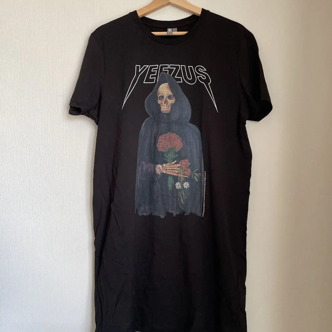 2025年最新】yeezus tourの人気アイテム - メルカリ