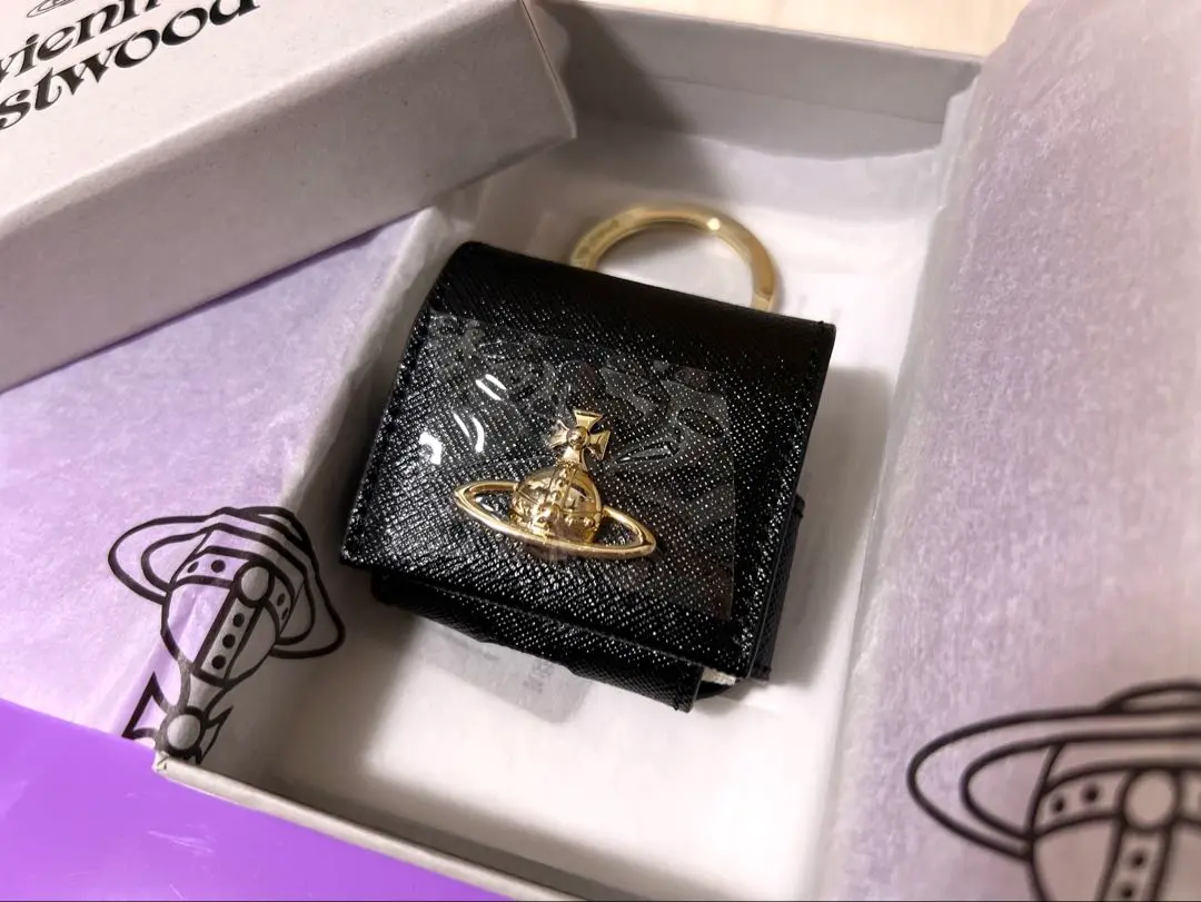 2025年最新】Vivienne Westwood イヤホンケースの人気アイテム