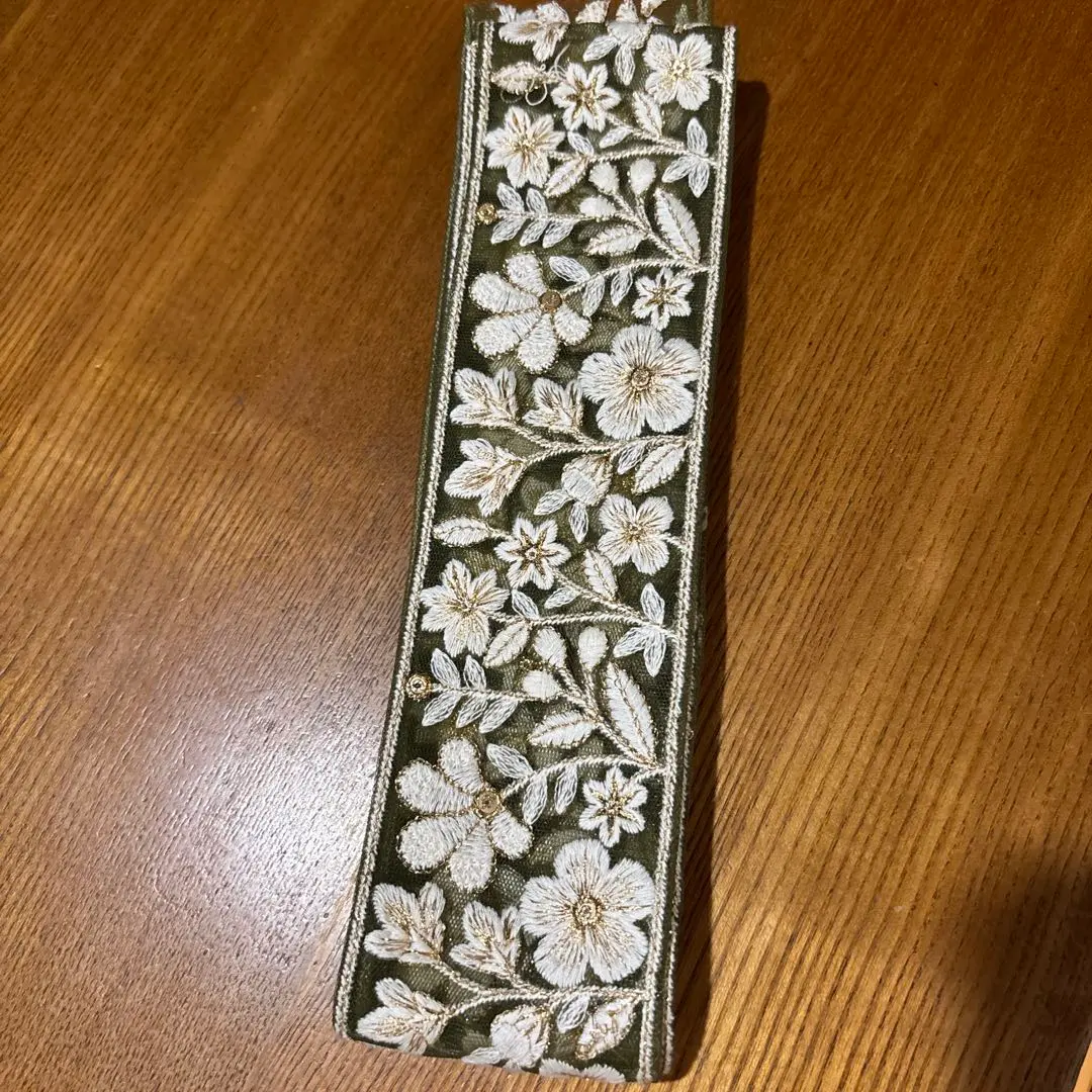 Thumbnail of Indian embroidered ribbon, 2m, on sale