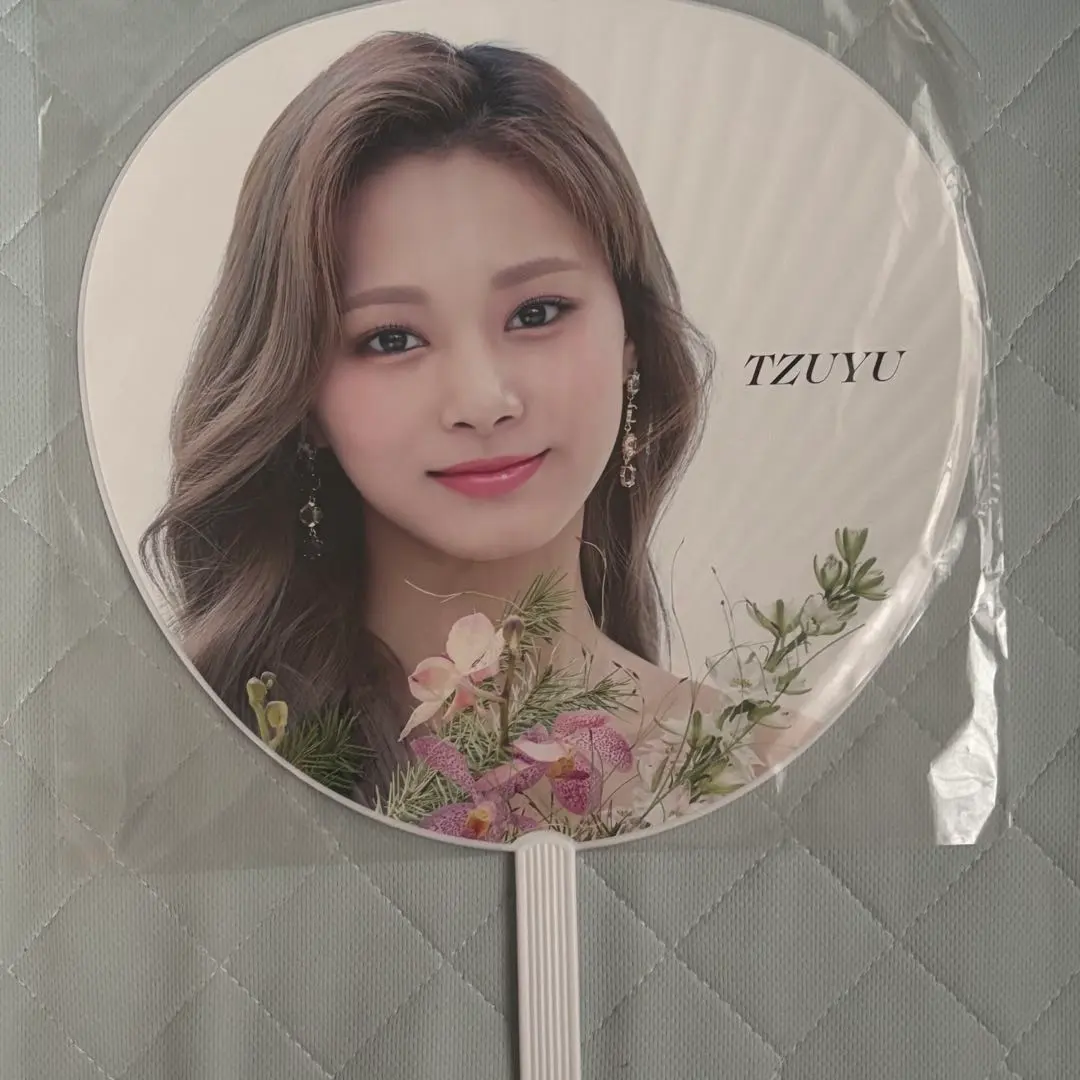 twice #twice3 チェキ　ツウィ 2025年最新】twice3ツウィの人気アイテム - メルカリ