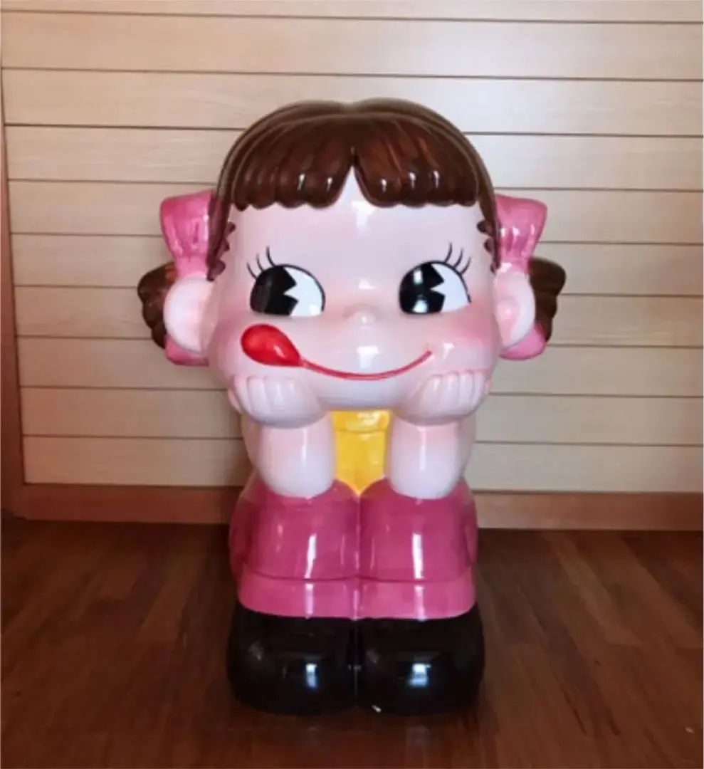 不二家ジャンボお座りペコちゃん　陶器 2025年最新】ジャンボペコちゃん 陶器の人気アイテム - メルカリ