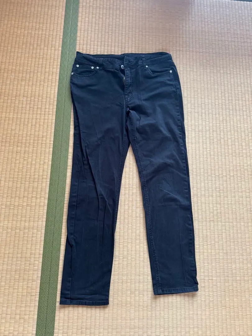 Thumbnail of Black skinny jeans