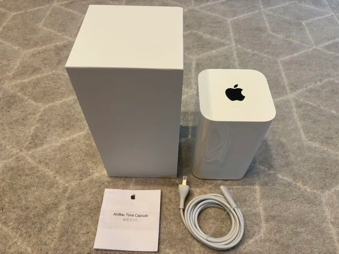 APPLE AirMac Time Capsule 2TB A1470 美品 AirMac Time Capsule（A1470）2TB磁気ディスクを交換した - rabbit51