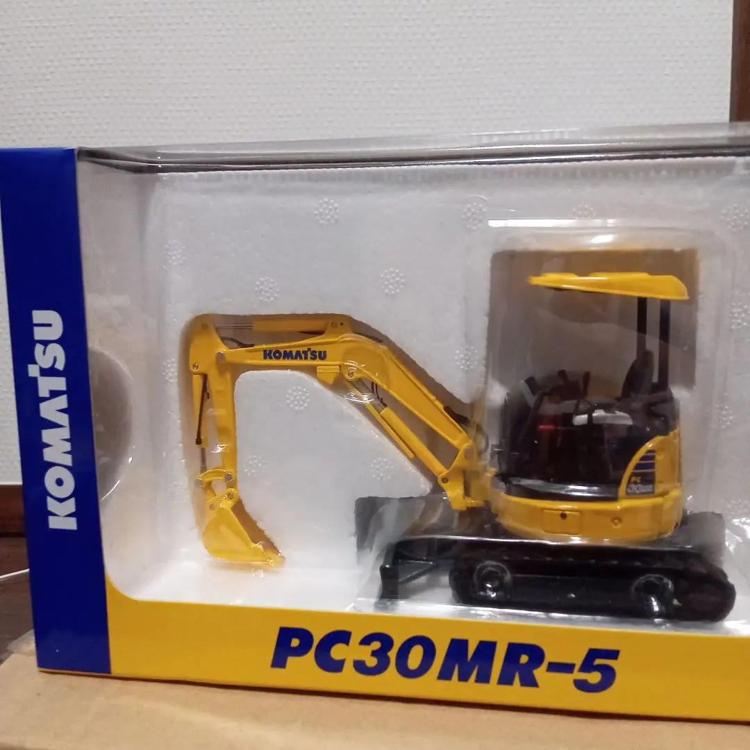 コマツ PC30MR-5 & PC200-11 モデルセット 2025年最新】PC30MRの人気アイテム - メルカリ