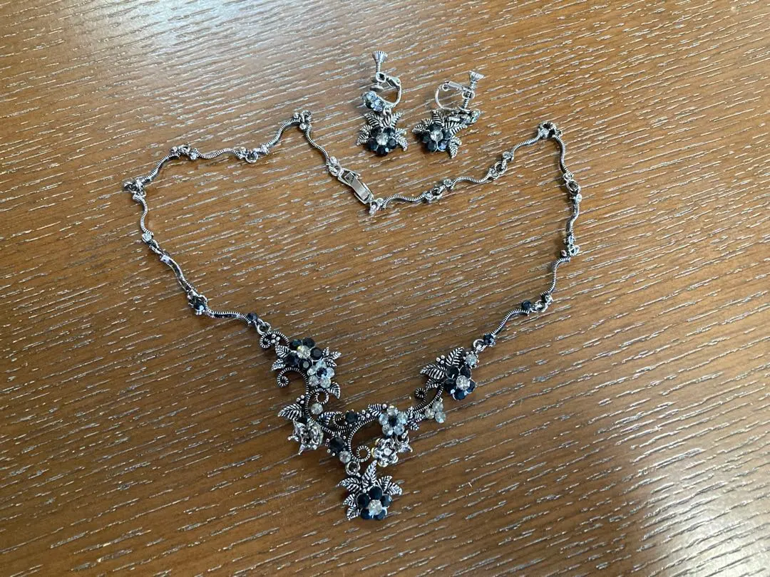 Thumbnail of Necklace & Earrings Set, Black