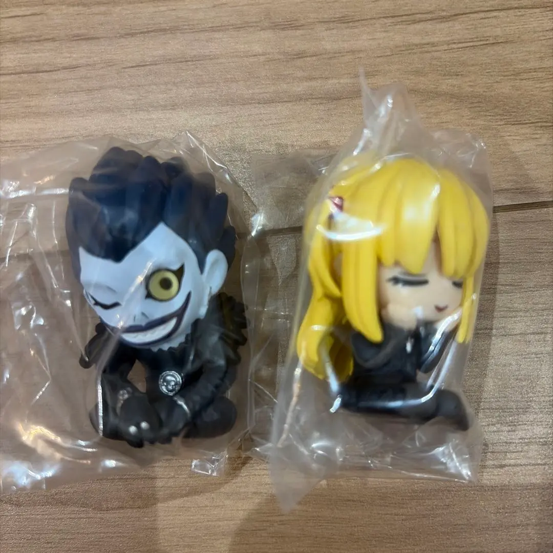 Thumbnail of Gacha Shoulder Zun Fig. DEATH NOTE Death Note Ryuk Misa Amane