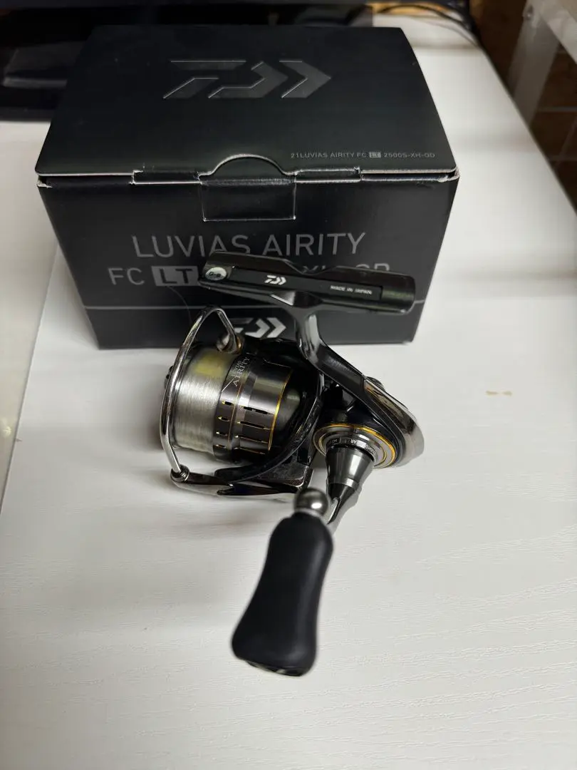 Amazon.com : Daiwa 21 LUVIAS AIRITY FC LT2500S-XH-QD