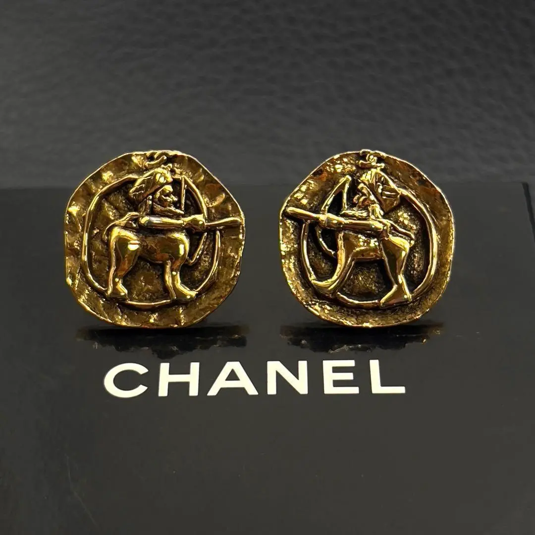 廃盤。シャネル　アンティークカフス CHANEL シャネル カフス GP ゴールド ココマーク アンティーク