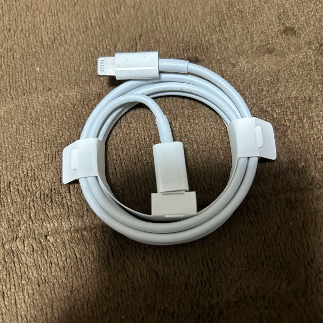 Thumbnail of New Apple Genuine USB Type C to Lightning Cable Authentic ③