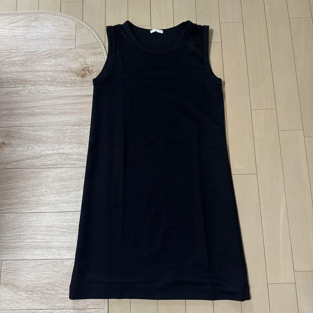 Thumbnail of GU⭐︎ Sleeveless Knee-Length Dress