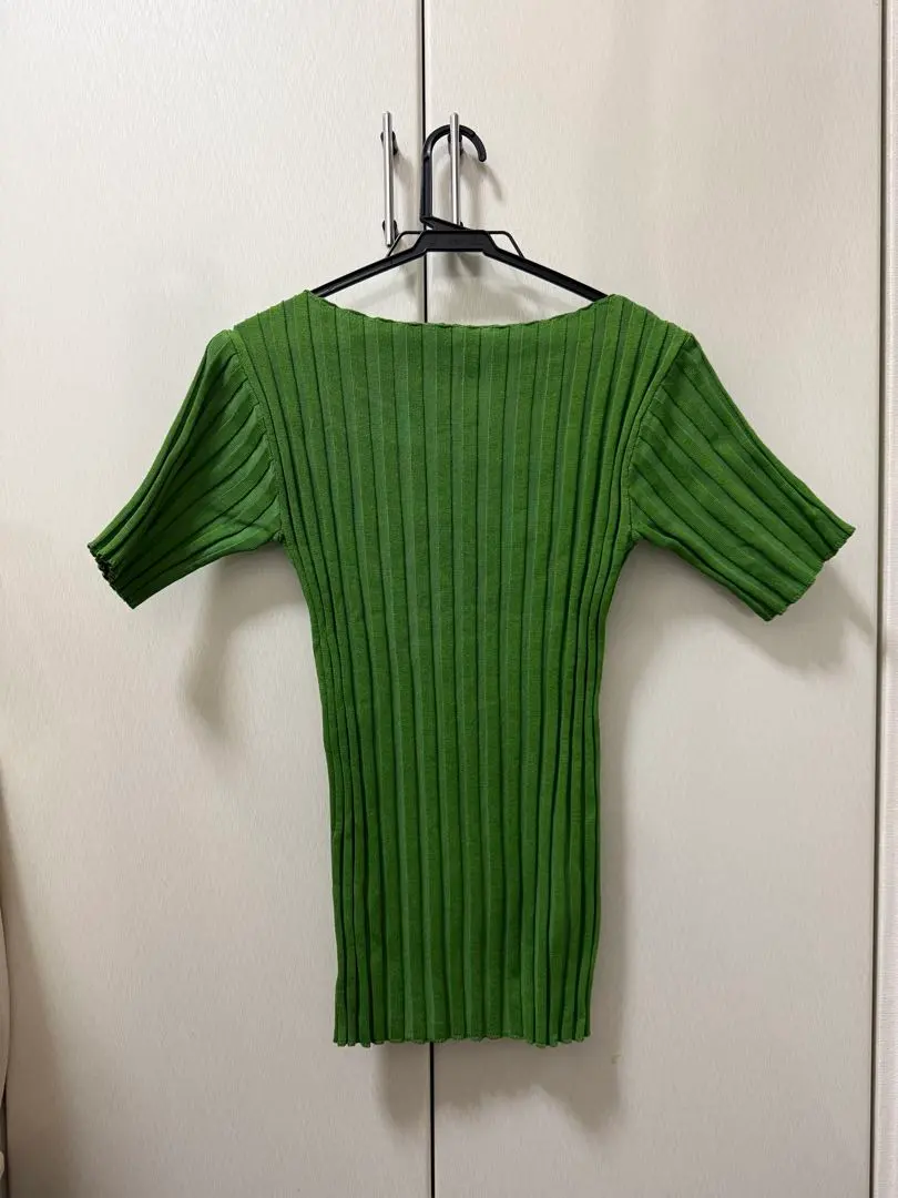 Thumbnail of coca Green Ribbed Knit Short Sleeve Top, Size M