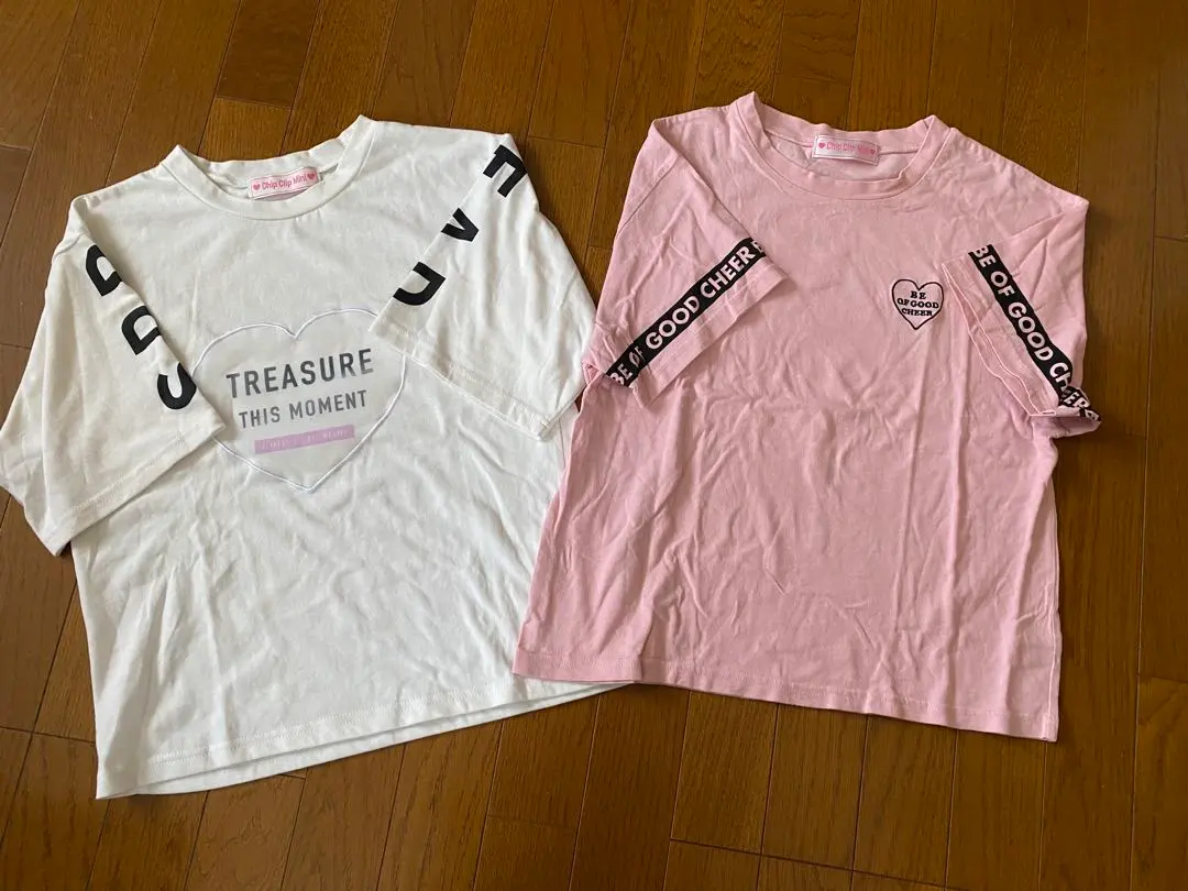 Thumbnail of Two short-sleeved T-shirts set: Size S & Size M
