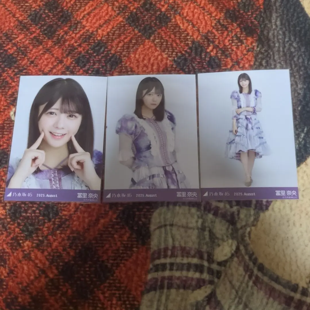 Thumbnail of Nogizaka46 13th BD Live Costume 1 Nao Tomisato