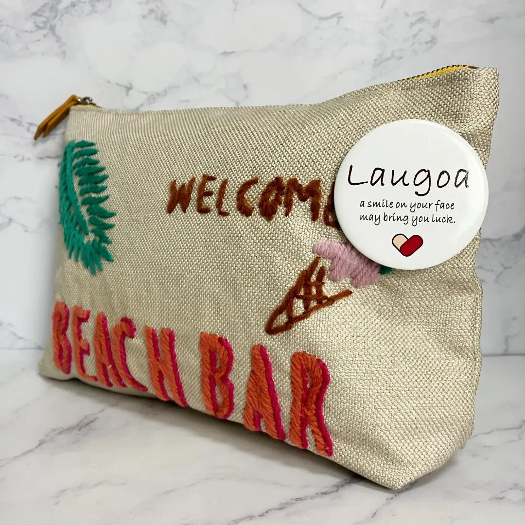 キティポーチ　ラウゴア　Laugoa ラウゴア#Laugoaハローキティポーチ - メルカリ