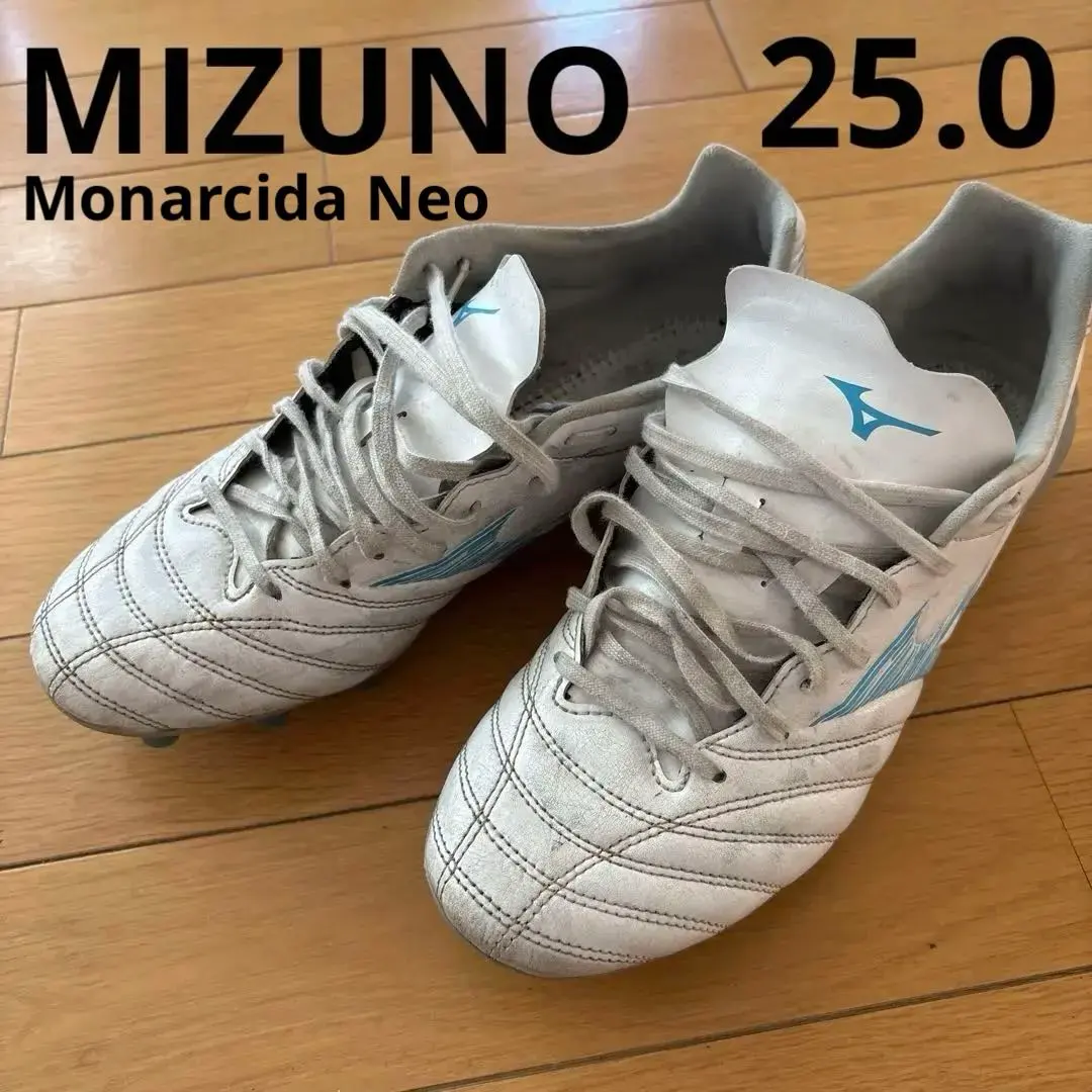 Thumbnail of Mizuno Soccer Spikes Monarcida Neo