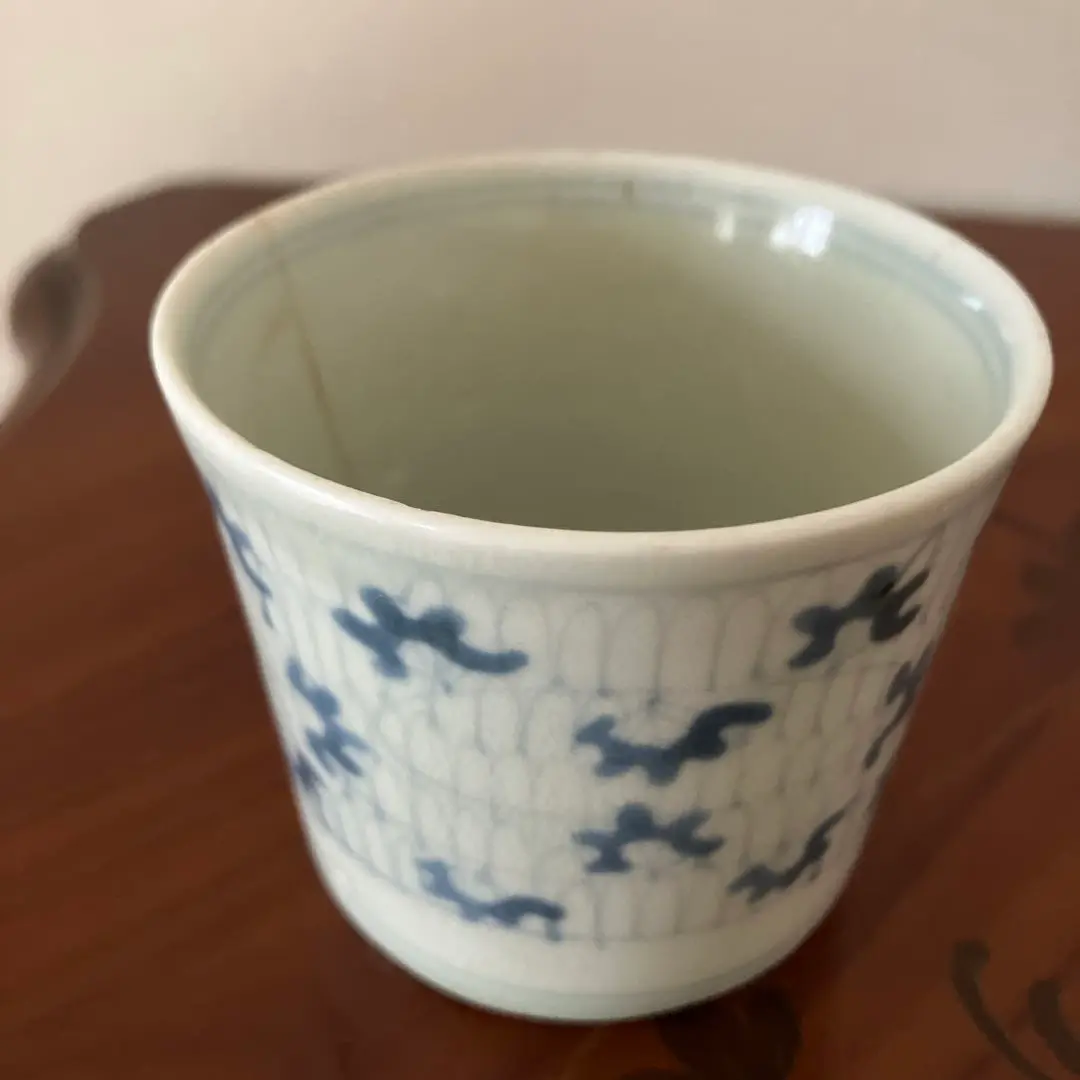 NO372 蚕養焼　蕎麦猪口　微塵唐草模様　江戸後期　呉須 fit=scale-down,w=1200